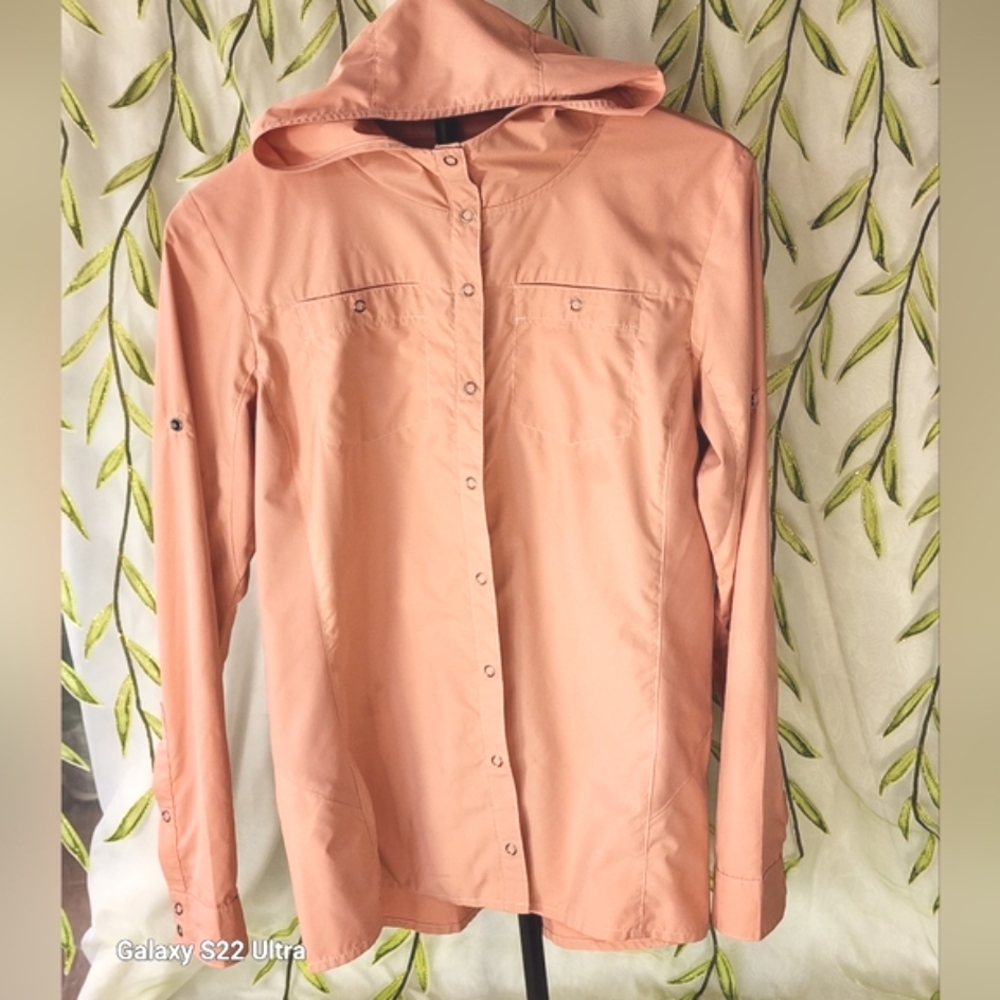 Kuhl Pink Button Down Shirt Lightweight Casual